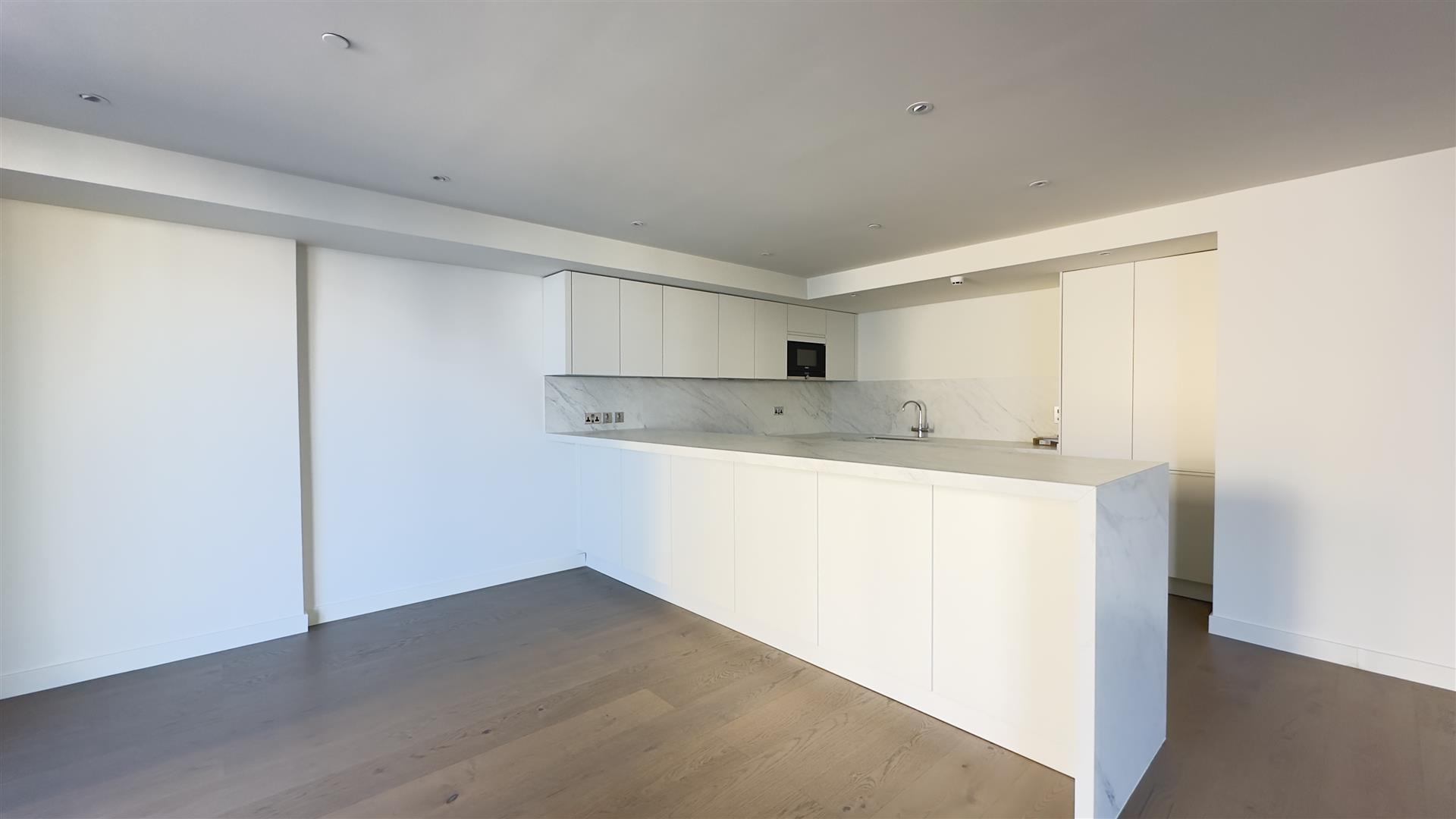 Image of Apartment - 4 Bedrooms - 4 Bathrooms for Rental in EuroCity-Gibraltar, Image 1